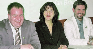 Jan-Christian M&uuml;ller, Rebecca Harms und Stefan Brix referierten im Kulturbahnhof