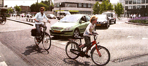 Shared Space: Kreisel in Drachten