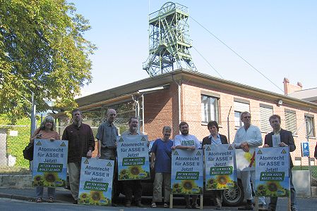 GR&Uuml;NE Protestaktion vor dem Atomm&uuml;lllager Asse - Forderung nach &Ouml;ffentlichkeitsbeteiligung