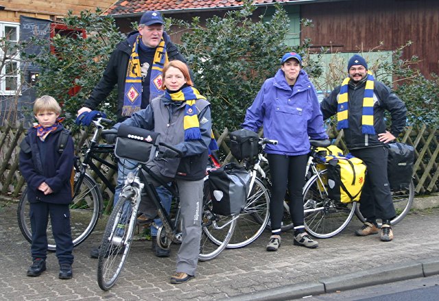Ratsherr Markus Brix auf dem Weg zum Eintracht-Spiel in Burghausen