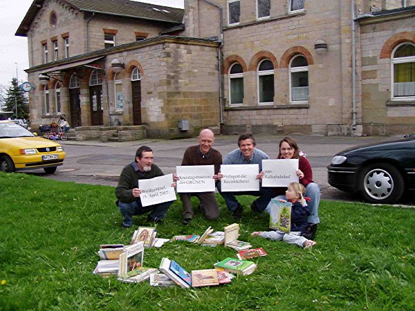 [Stadt- und Kreisb&uuml;cherei im Kulturbahnhof 2005]